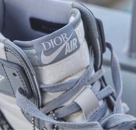 Dior × Nike Jordan 1 Hgih OG EU43 ディオール